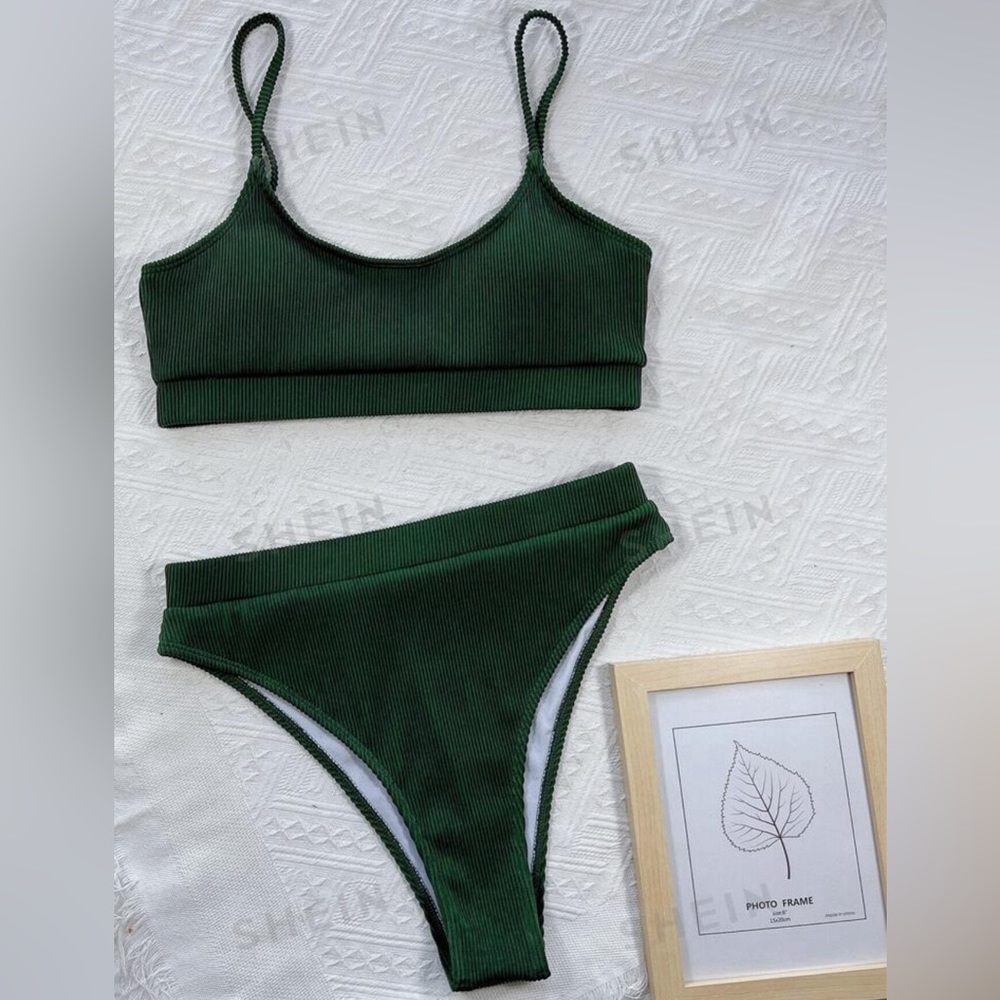 Bathing suit
